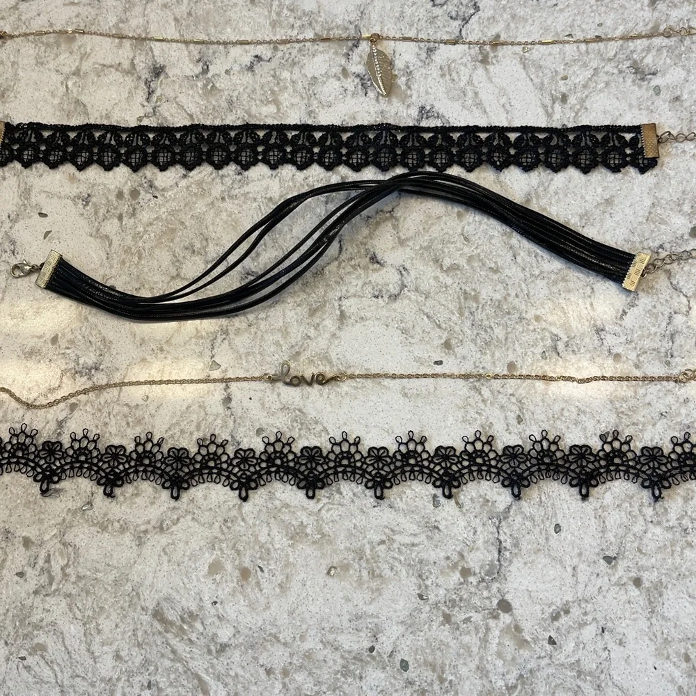 Nice 5 Mixed Choker‎ necklaces